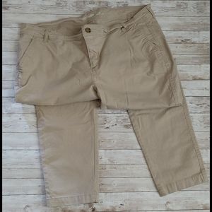 Old Navy Tan Skinny Pants